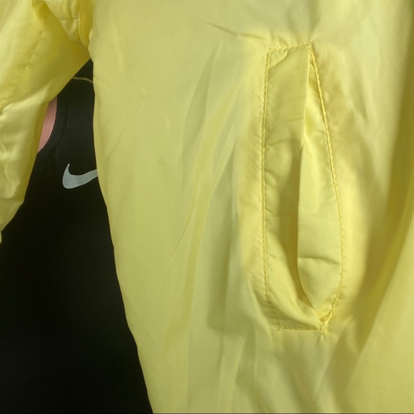 Yellow Vintage Izod Rancho Viejo windbreaker coat - Picture 11 of 15